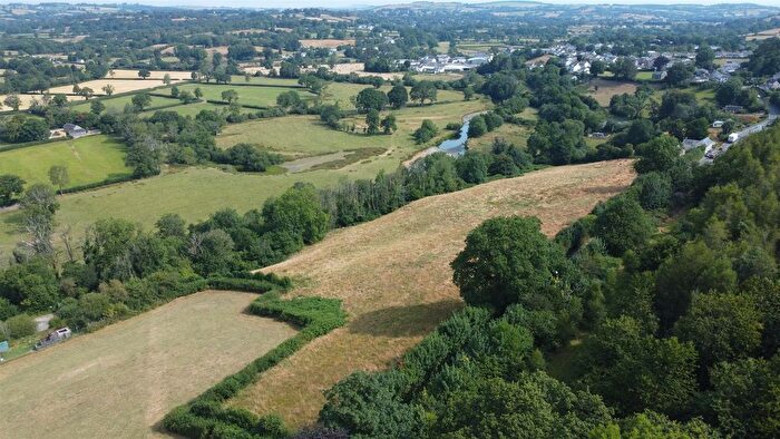 Farm For Sale In Llanybydder, SA40