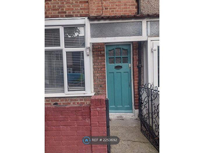 3 Bedroom Terraced House To Rent In Oakwood Avenue, Mitcham, CR4