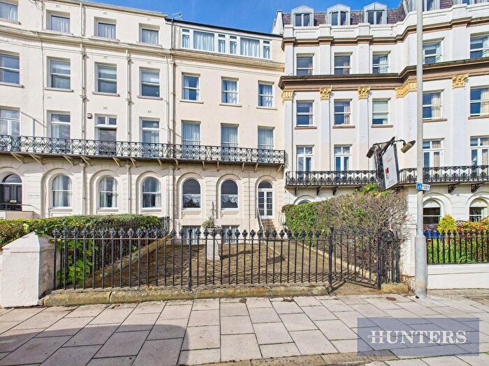 2 Bedroom Flat For Sale In Esplanade, Scarborough, North Yorkshire, YO11