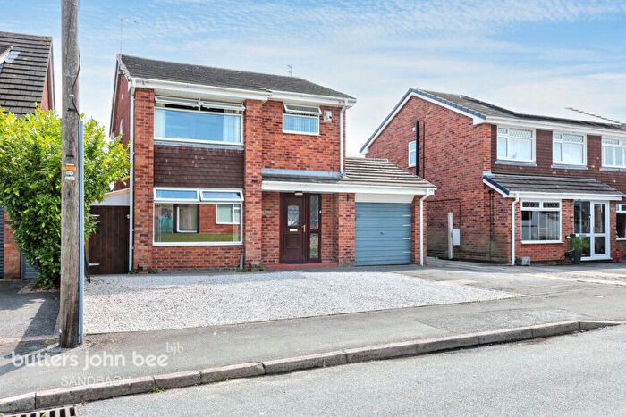 4 Bedroom Detached House For Sale In Fields Drive, Sandbach, CW11