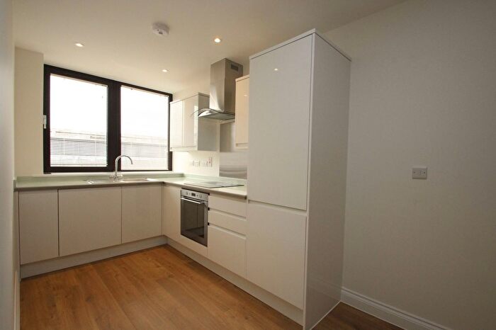 1 Bedroom Flat To Rent In Angel Lane, Riverbank House Angel Lane, TN9