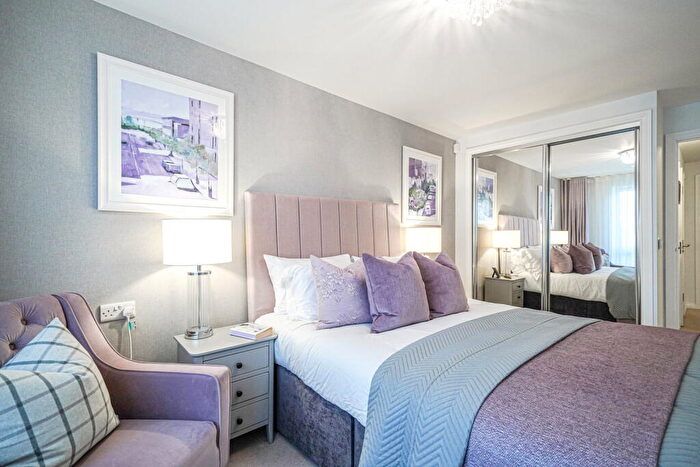 2 Bedroom Retirement Property For Sale In Highbury Lodge, Kings Heath, B14