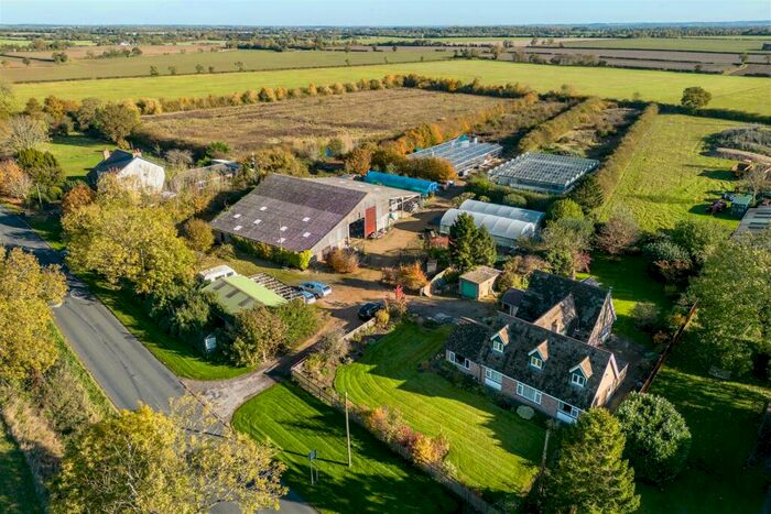 5 Bedroom Detached House For Sale In Kimbolton Road, Bolnhurst, Bedford, MK44