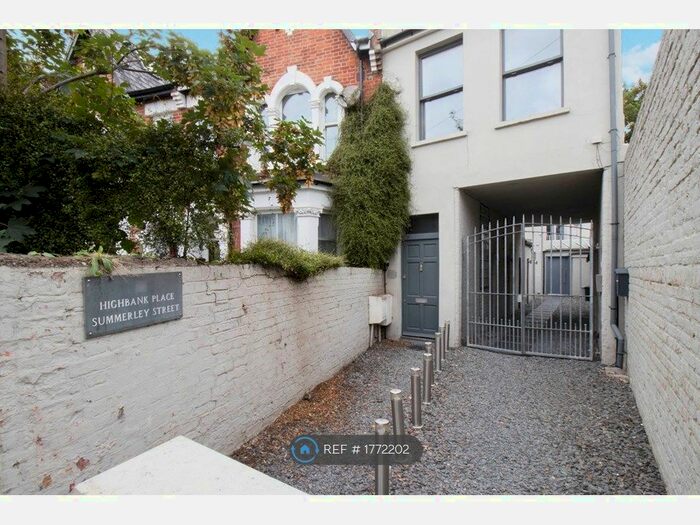 2 Bedroom Semi-Detached House To Rent In Highbank Place, London, SW18