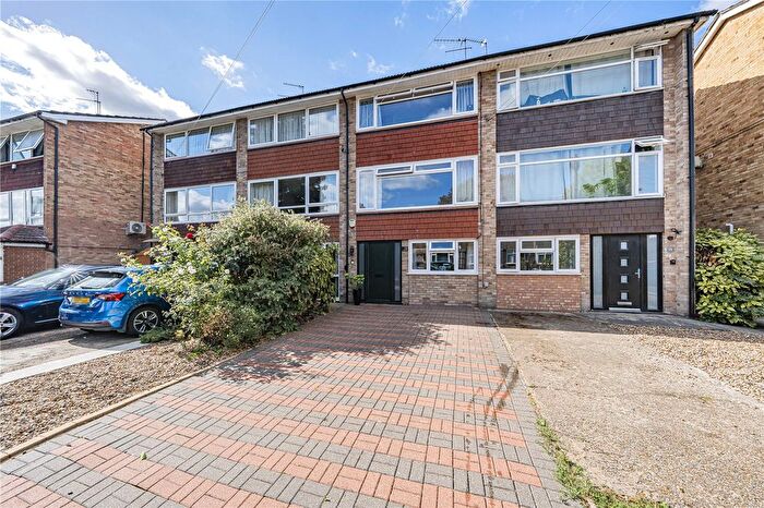 3 Bedroom Terraced House For Sale In Old Farm Road, Middlesex, UB7