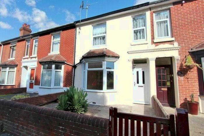 3 Bedroom Terraced House To Rent In Nutbeem Road, Eastleigh, Hampshire, SO50