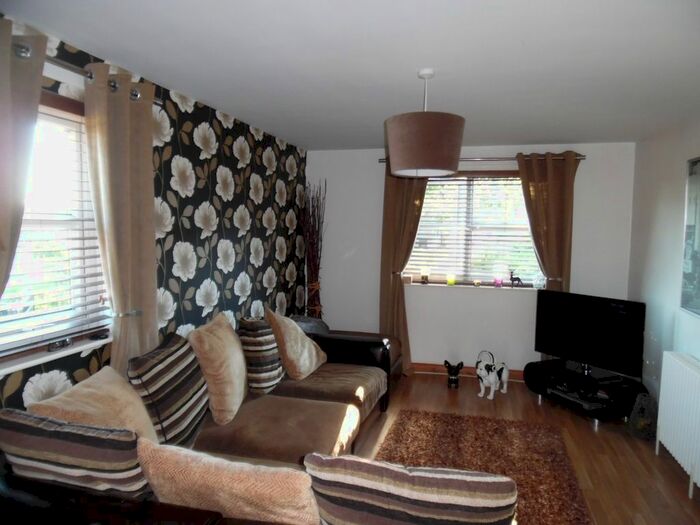 2 Bedroom Flat To Rent In Woodland Drive, North Anston, Sheffield, S25