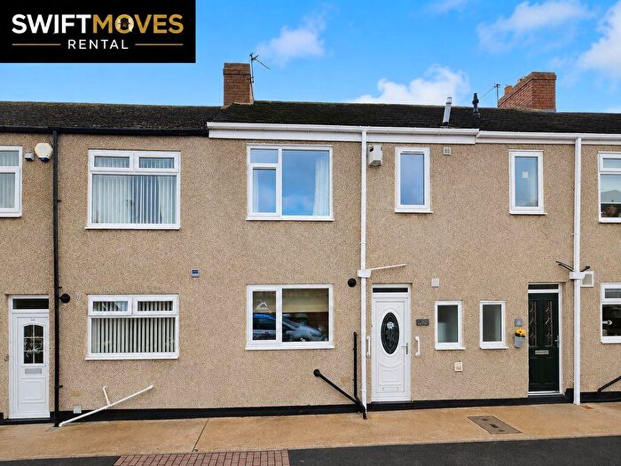 2 Bedroom Terraced House To Rent In High Row, Concord Washington, NE37