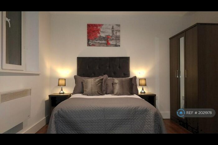 Studio To Rent In Stafford St, Stafford, ST16