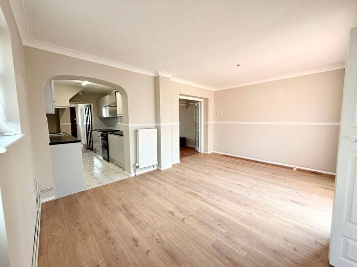 3 Bedroom Terraced House To Rent In Dane Road, Ashford, TW15