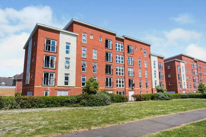 2 Bedroom Flat To Rent In Billys Copse, Havant, Hampshire, PO9