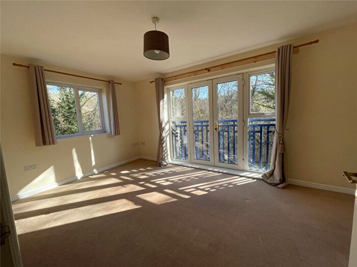 2 Bedroom Apartment To Rent In Barclay Grange, Wain Avenue, Riverside, Chesterfield, S41