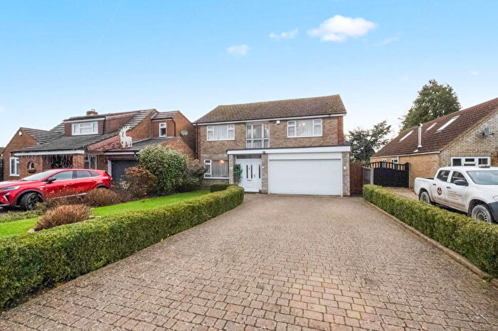 4 Bedroom Detached House For Sale In Mill Lane, Blue Bell Hill, Chatham, ME5