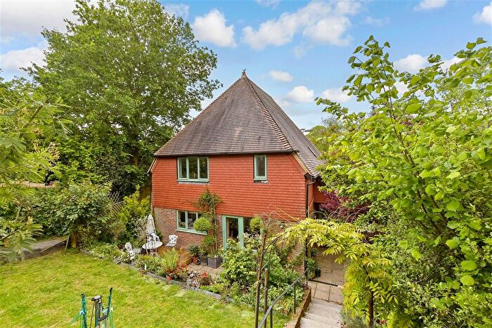 3 Bedroom Detached House For Sale In Ingleden Park Road, Tenterden, Kent, TN30