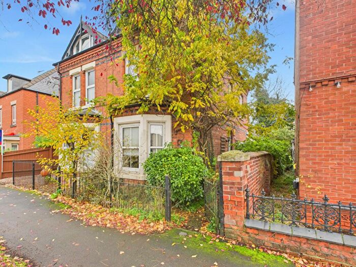 4 Bedroom Semi Detached House For Sale In Witham Road, Woodhall Spa, LN10