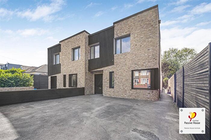4 Bedroom Semi-Detached House For Sale In Ty Clyd, Brynawelon Road, Cyncoed, CF23