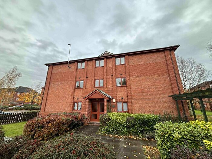 2 Bedroom Flat To Rent In Gillett Close, Weavers Green, CV11