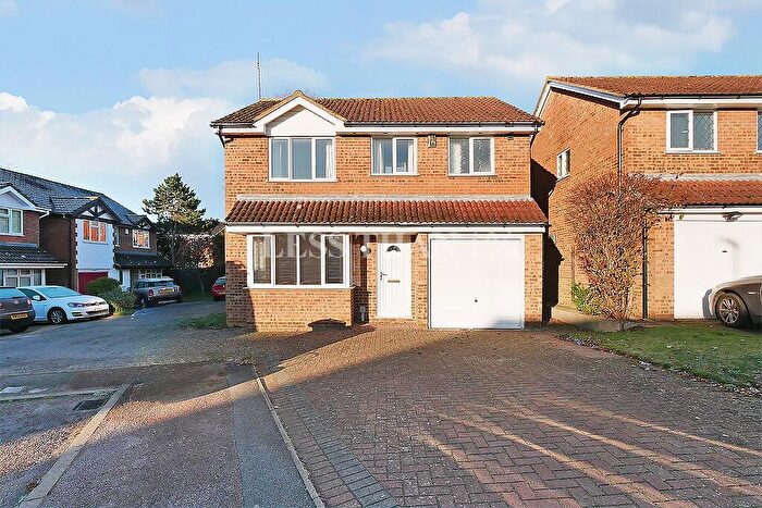 4 Bedroom Detached House For Sale In Tiffany Gardens -, NN4