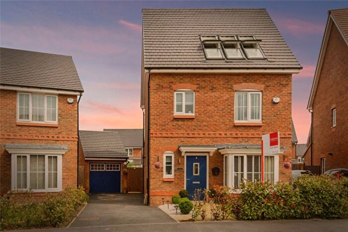 4 Bedroom Detached House For Sale In Henry Cooper Road, Crewe, Cheshire, CW1