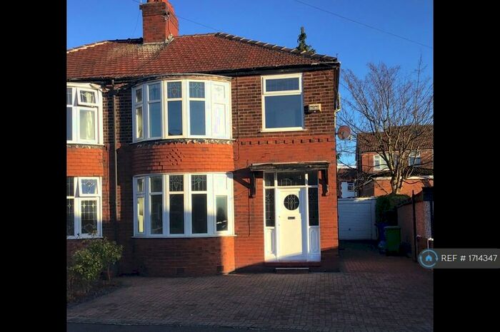 3 Bedroom Semi-Detached House To Rent In Shortland Crescent, Manchester, M19