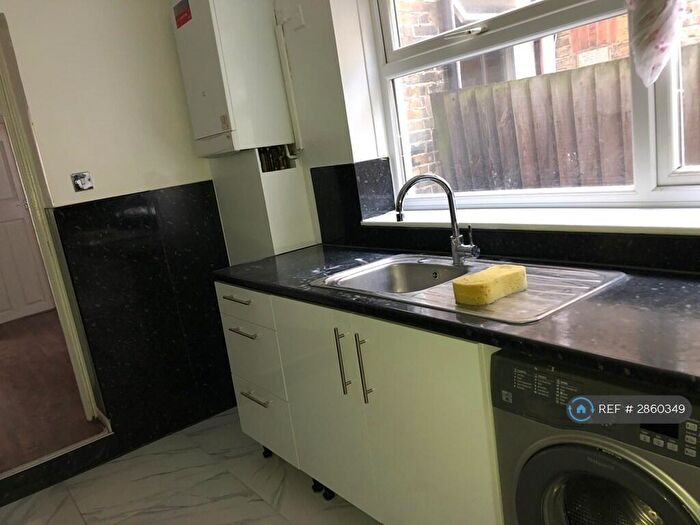4 Bedroom Semi Detached House To Rent In Saint Olaves Road, London, E6