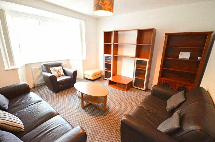 8 Bedroom Semi-Detached House To Rent In Brook Road, Fallowfield, Manchester, Manchester, M14