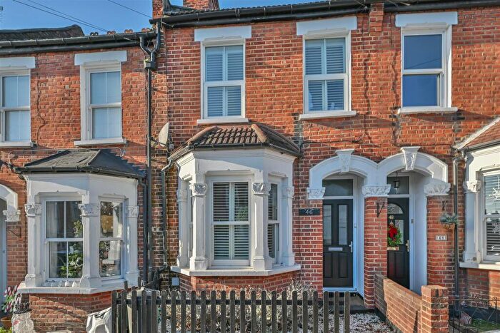 2 Bedroom Terraced House For Sale In Chase Road, Brentwood, CM14