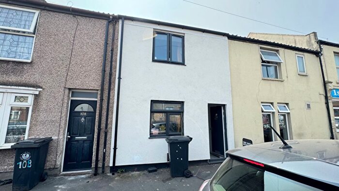 2 Bedroom Terraced House To Rent In Two Mile Hill Road, Bristol, BS15
