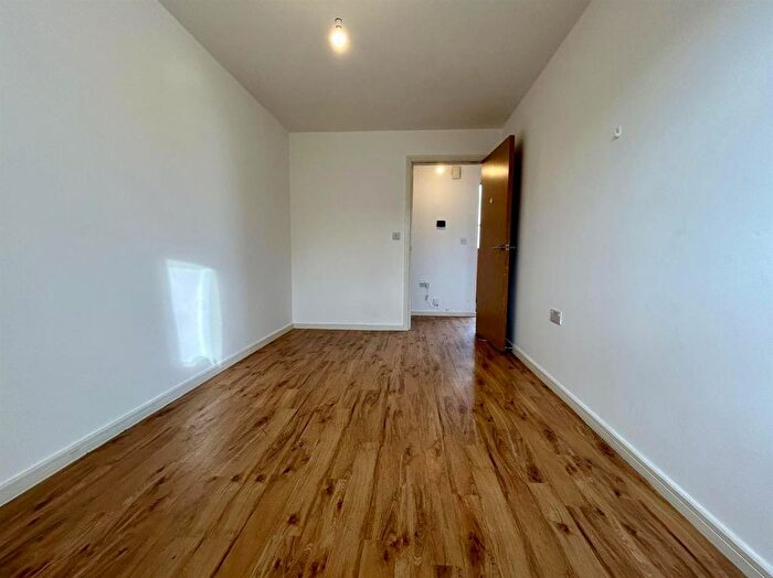 2 Bedroom Flat To Rent In Alexandra Road, Newhall, Harlow, CM17