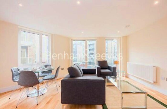1 Bedroom Apartment To Rent In Elite House, St. Annes Street, London, E14