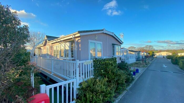 2 Bedroom Park Home For Sale In Summer Lane Park Homes, Banwell, BS29