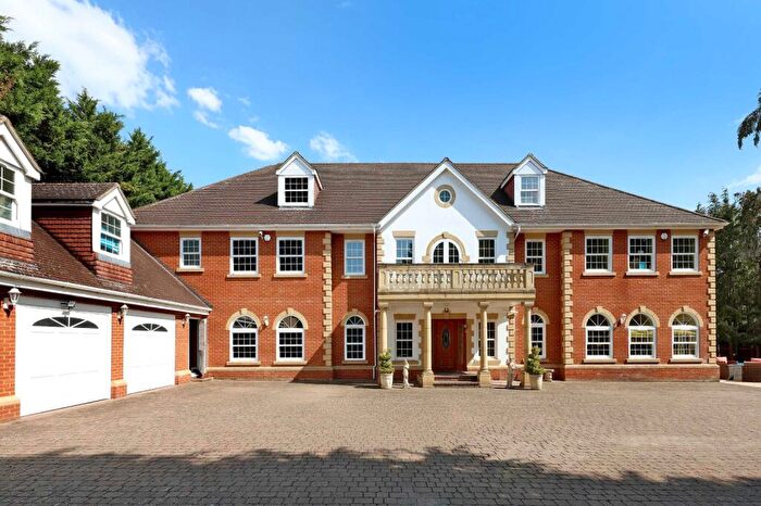 8 Bedroom Detached House For Sale In Stoke Court Drive, Stoke Poges, Buckinghamshire, SL2
