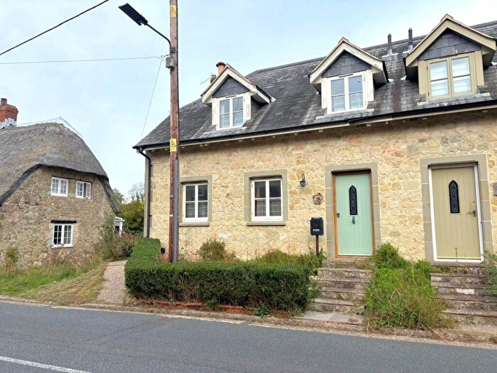 2 Bedroom House For Sale In High Street, Whitwell, Ventnor, PO38