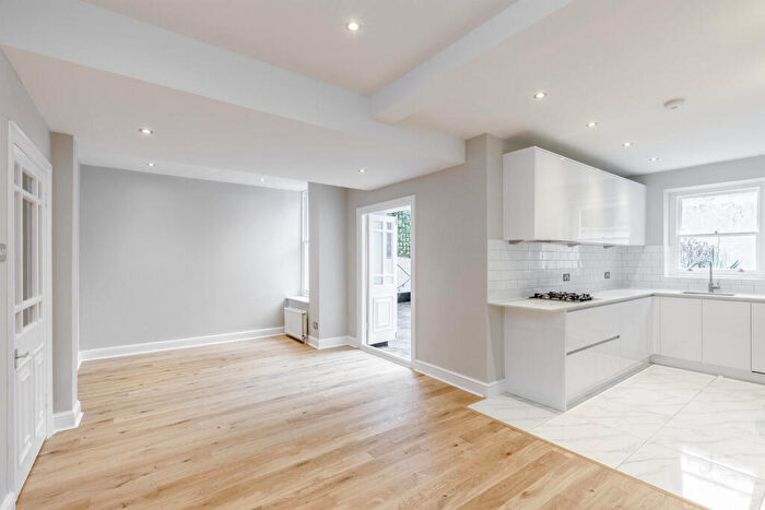 3 Bedroom Flat To Rent In Belgrave Gardens, St. John's Wood, NW8
