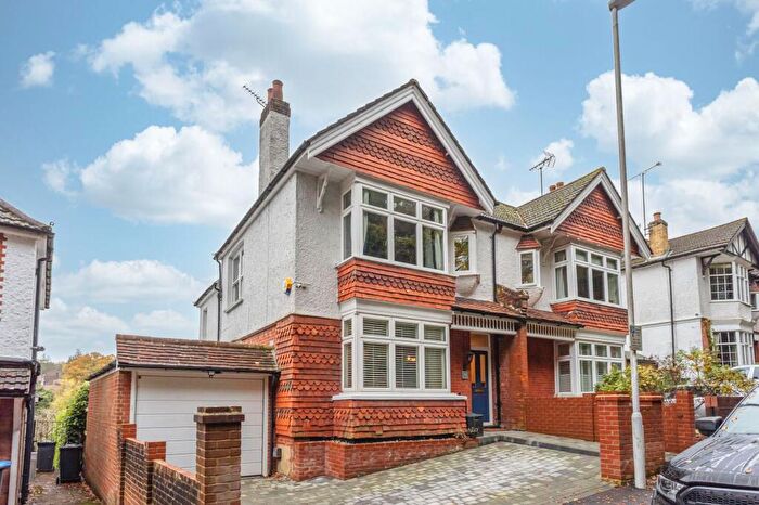 4 Bedroom Semi Detached House For Sale In West Hill, East Grinstead, RH19