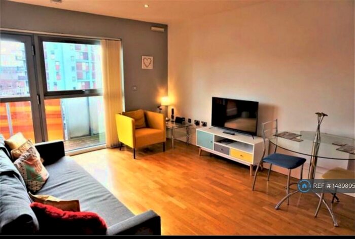 1 Bedroom Flat To Rent In Whitworth Street West, Manchester, M1