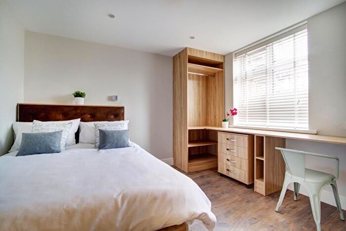 5 Bedroom Flat To Rent In Peel Street, Nottingham, NG1