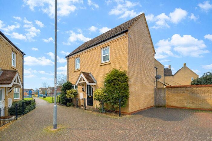 2 Bedroom House To Rent In The Poplars, Huntingdon, PE29
