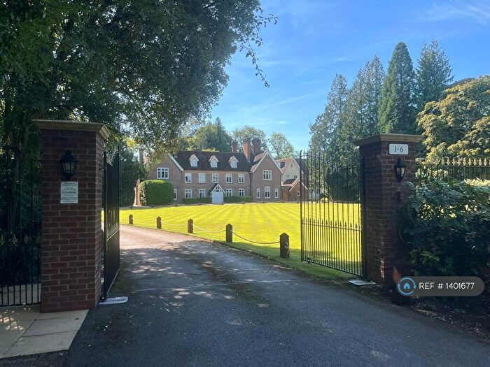 2 Bedroom Flat To Rent In Astwick Manor, Hatfield, AL10