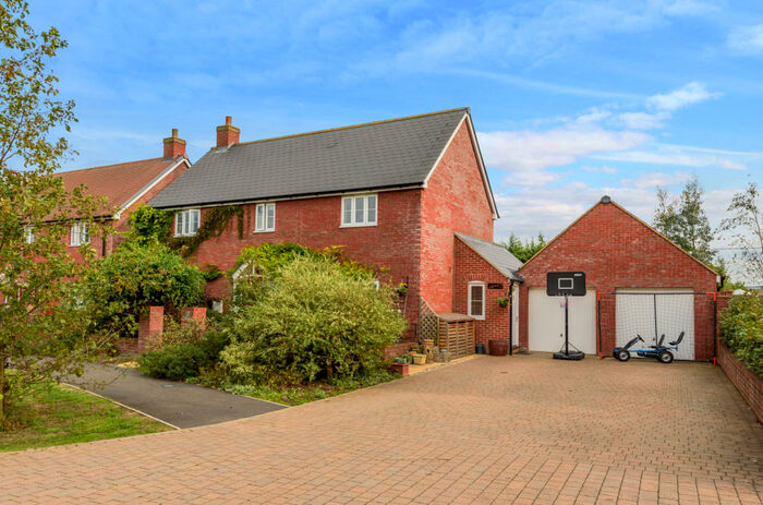 4 Bedroom Detached House For Sale In Uffington, Faringdon, SN7