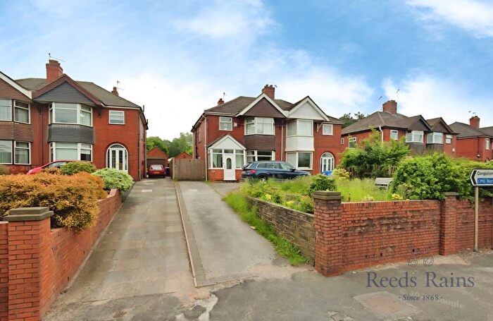 3 Bedroom Semi-Detached House To Rent In Liverpool Road, Newcastle, Staffordshire, ST5