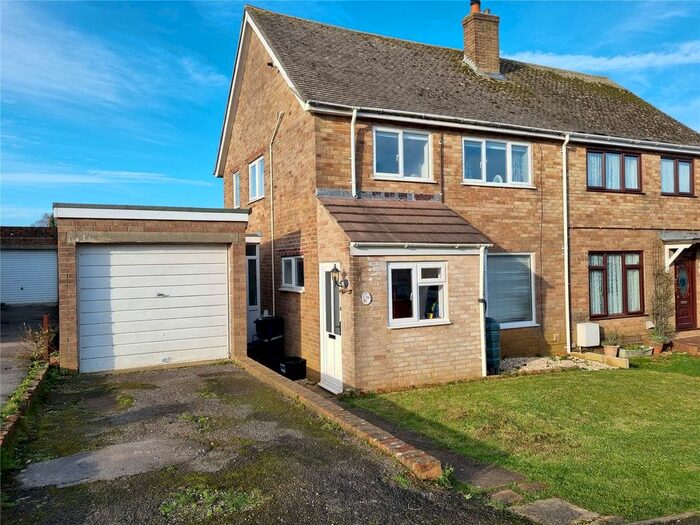 4 Bedroom Semi-Detached House For Sale In Bushfield Road, Crewkerne, Somerset, TA18
