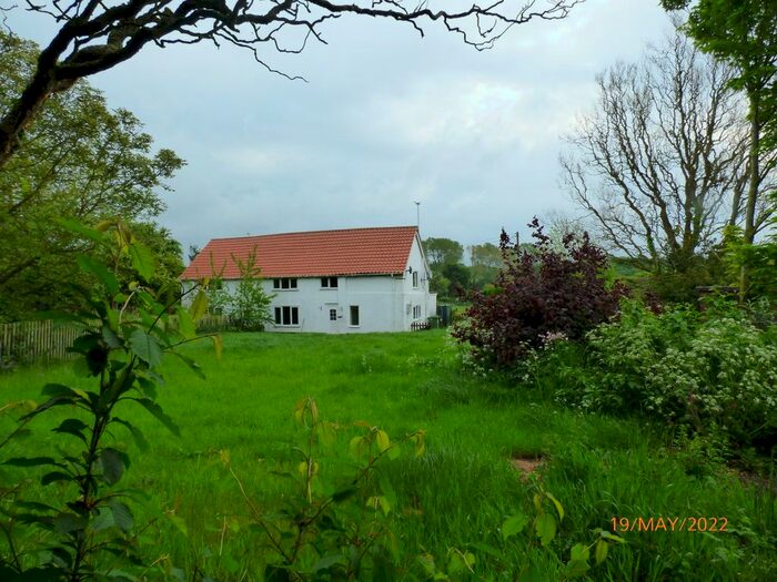 3 Bedroom Semi-Detached House To Rent In Grays Road, Burgh St Peter, Beccles, NR34