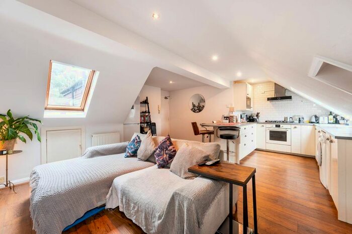 1 Bedroom Flat To Rent In Prout Grove, Neasden, London, NW10