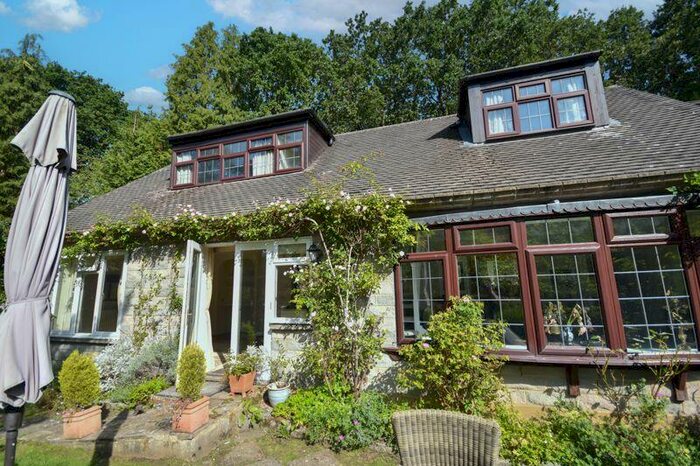 1 Bedroom Flat To Rent In Burnt Hill Road, Farnham, GU10