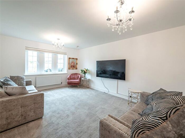 5 Bedroom Detached House To Rent In Ashgrove Gardens, Loanhead, EH20