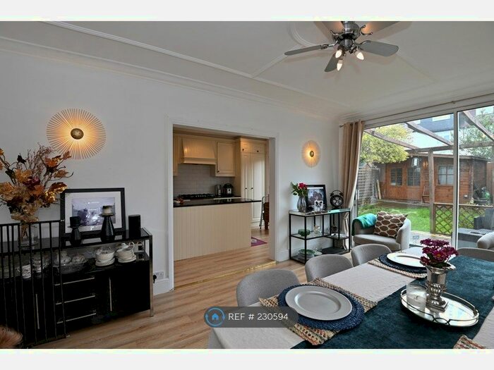 5 Bedroom Semi-Detached House To Rent In St. Andrews Road, London, NW11