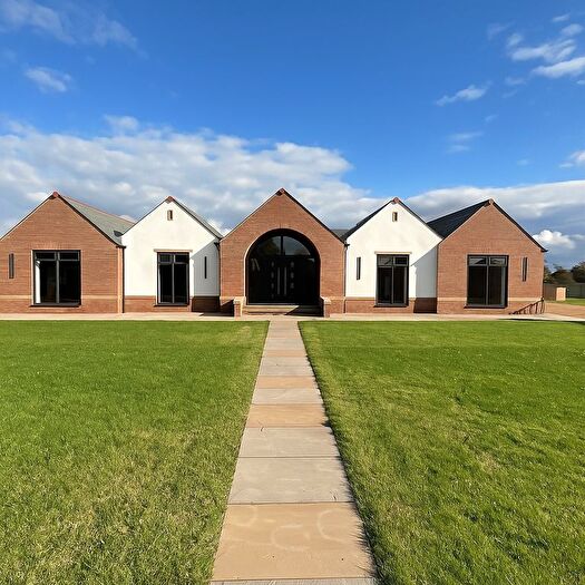 5 Bedroom Detached House For Sale In Preston Road, Catforth, PR4