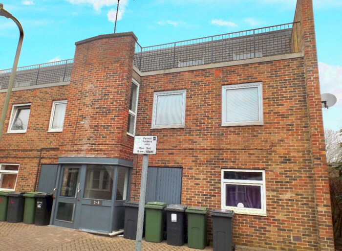 4 Bedroom Apartment To Rent In Lower Brook Street, Winchester, SO23