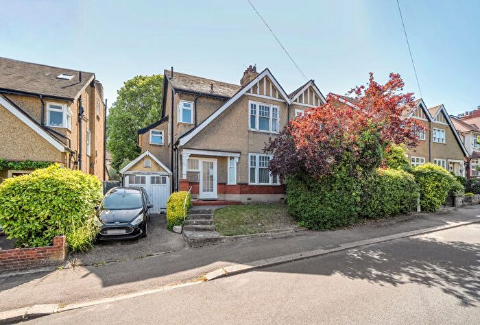 3 Bedroom Semi Detached House For Sale In Hawthorn Road, Sutton, SM1